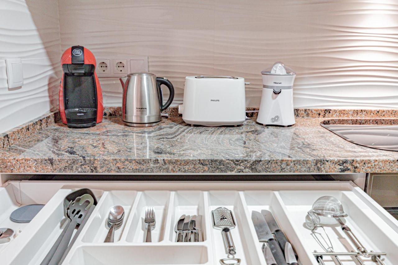 Suncastle Apartamentos Alicante -With Sunny Rooftop Terrace And Barbecue Luaran gambar