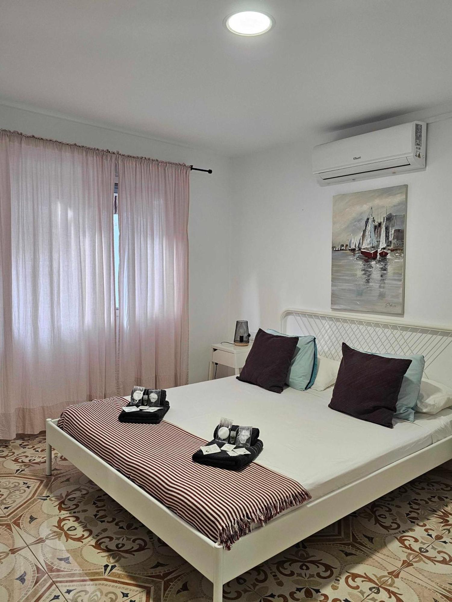 Suncastle Apartamentos Alicante -With Sunny Rooftop Terrace And Barbecue Luaran gambar